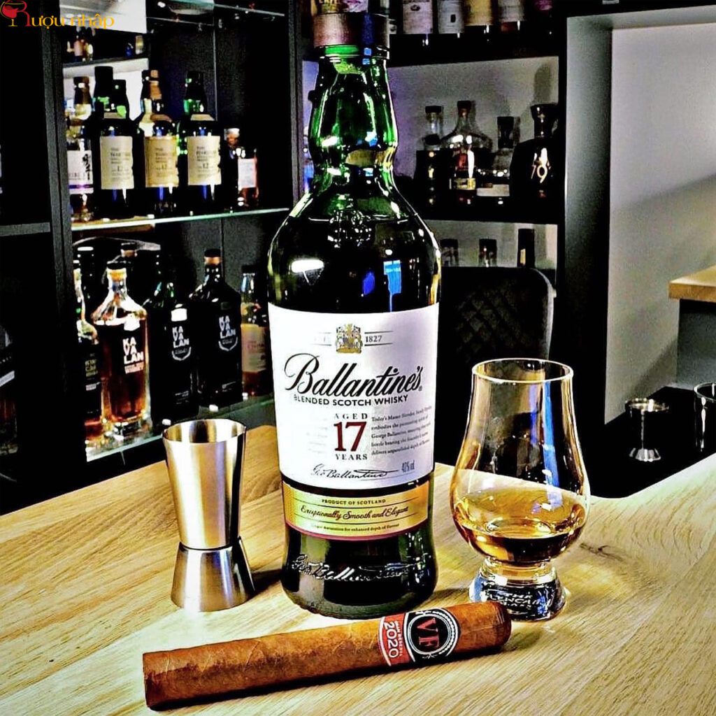 Rượu Ballantine's 17 năm