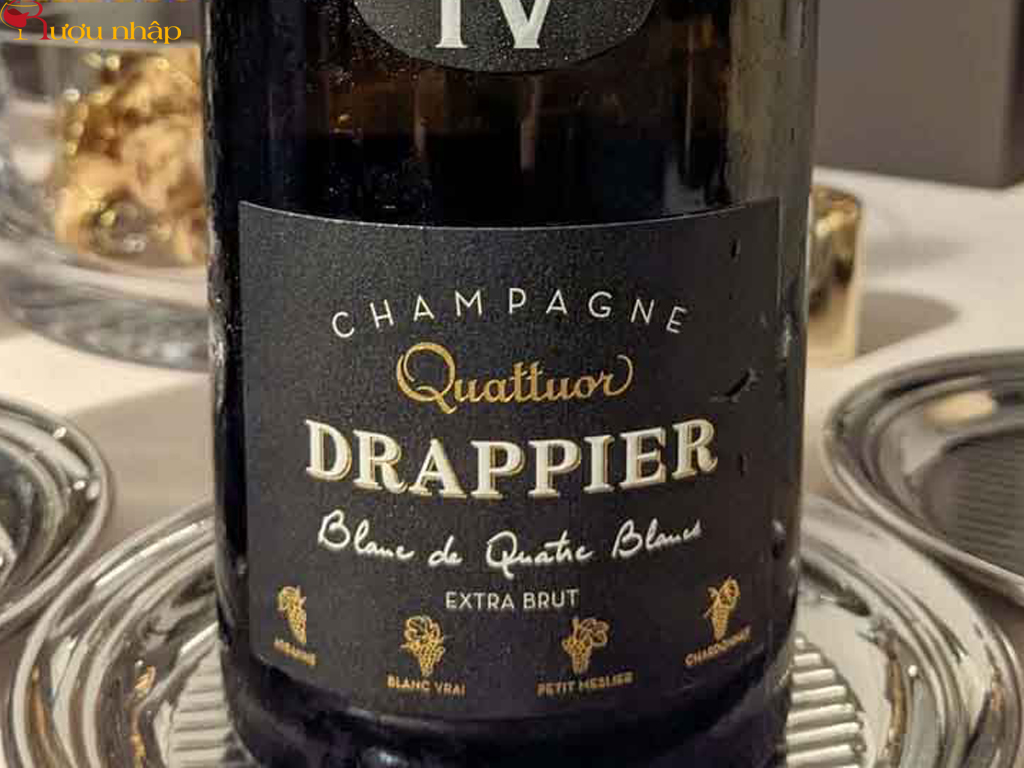 Champagne Drappier Quanttuor Blanc de Quantre Blancs Rượu Champagne Drappier Quattuor Blanc De Quatre Blancs giá tốt