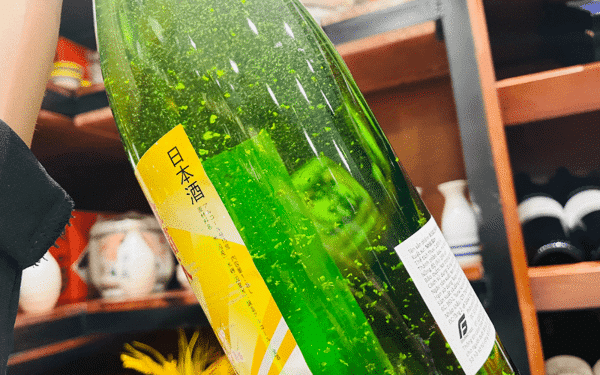 ef-7-2_b0e836a9a9a847b2998dc152a34c042b_grande Rượu Sake Nishino Seki Gold Leaf 1800ml
