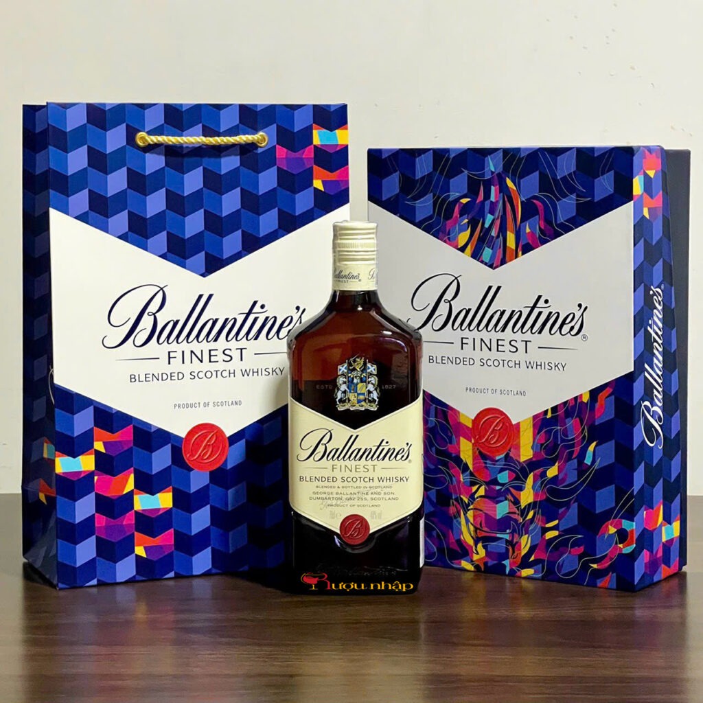 Rượu Ballantine’s Finest hộp quà tết 2024 Giáp Thìn