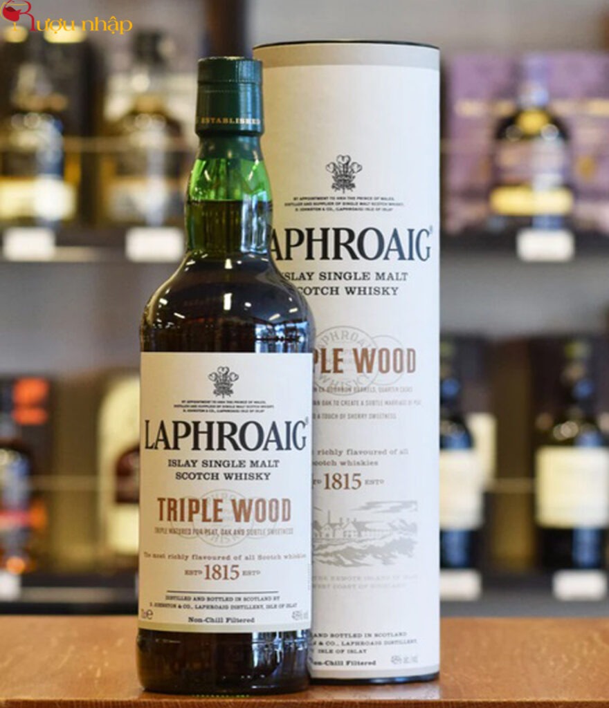 Rượu Laphroaig Triple Wood