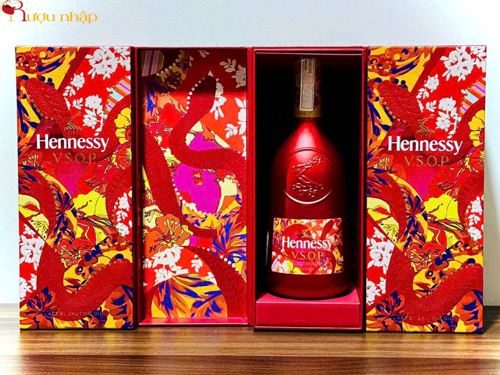 Hennessy VSOP Hộp Quà Tết 2025 RượuHennessy VSOP - Hộp quà Tết 2025