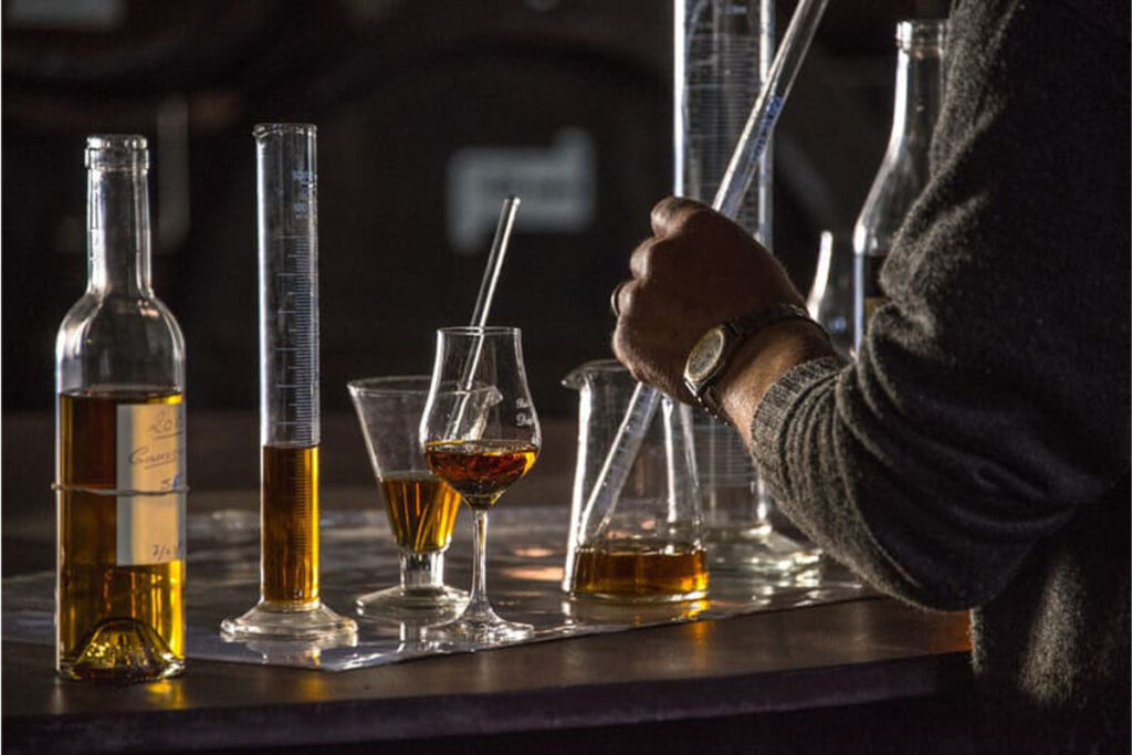 Quy trình sản xuất rượu Brandy đạt tiêu chuẩn và chi tiết