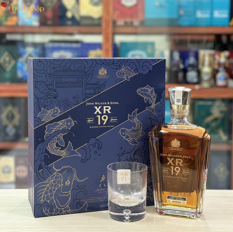 Rượu John Walker Sons XR 19 năm Hộp Quà Tết 2024