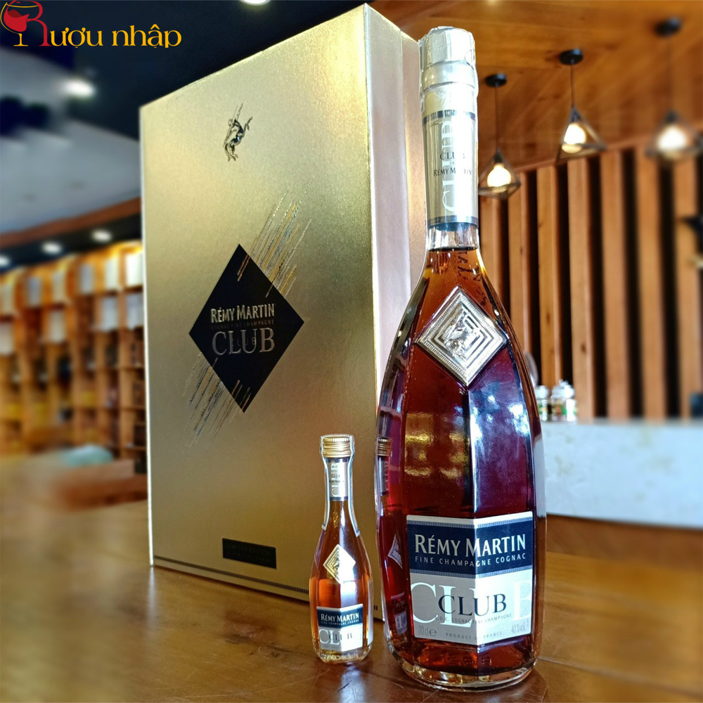 Rượu Remy Martin Club Hộp Quà