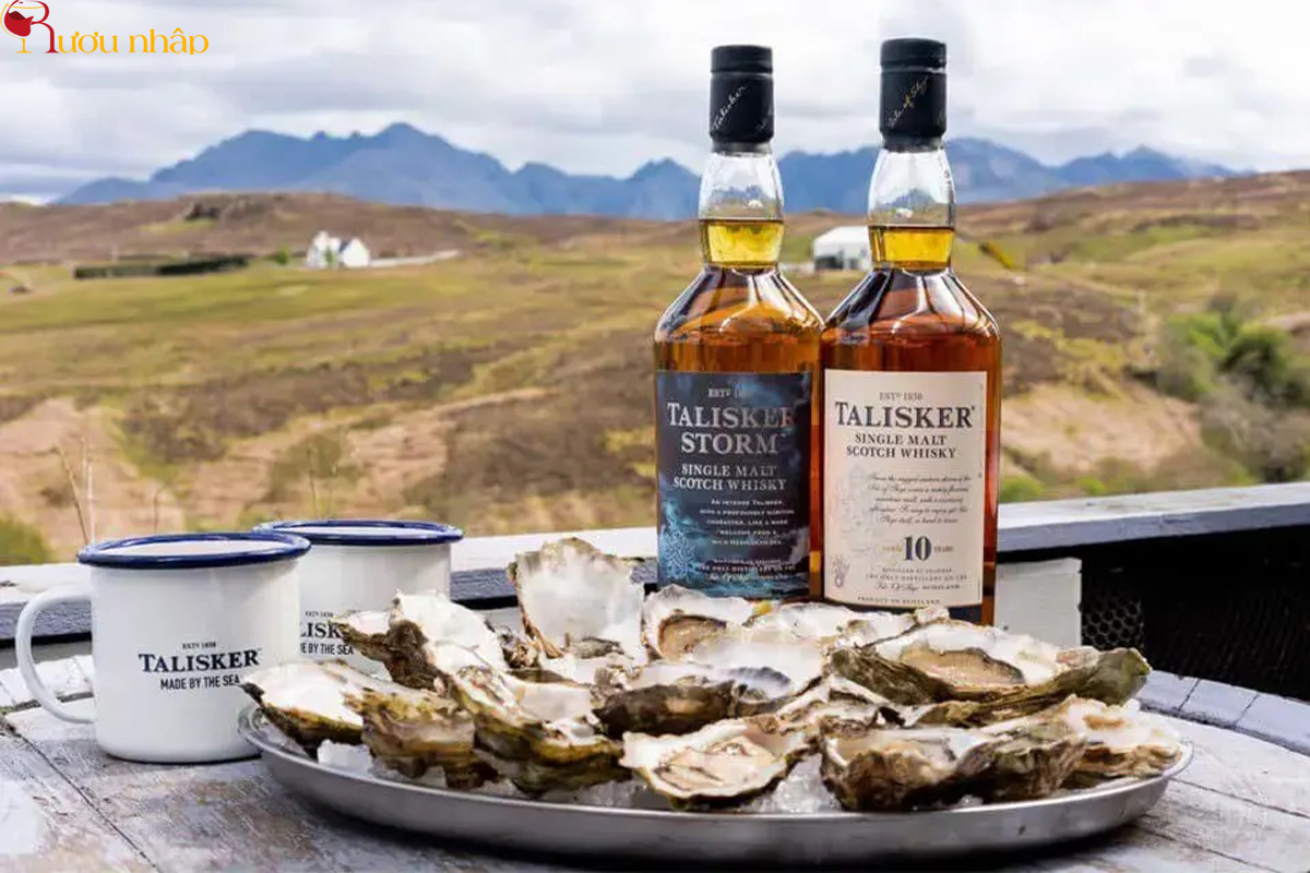 Rượu Talisker 10 Whisky khói giá rẻ nên trải nghiệm