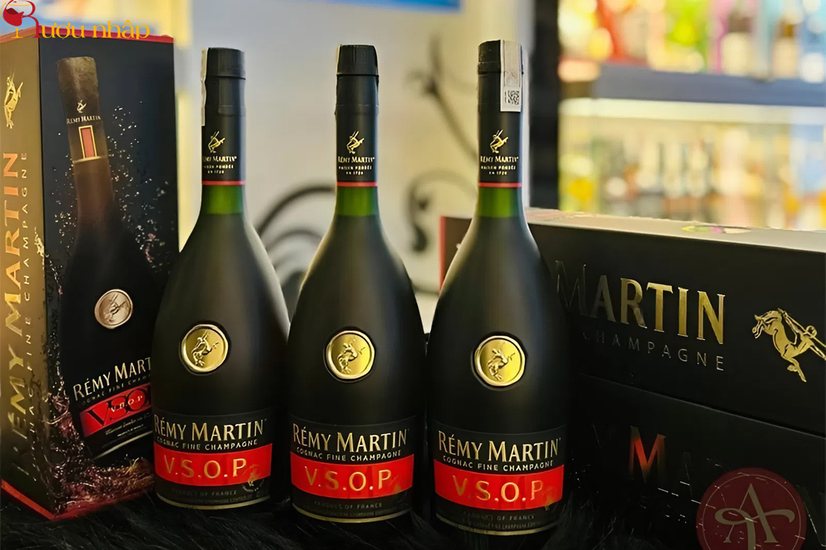 Rượu cognac Remy Martin VSOP