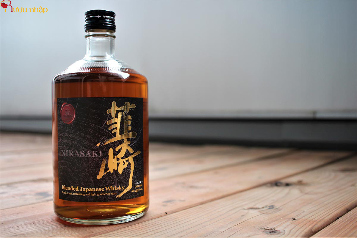 Quà tặng Blended whisky Nhật Bản