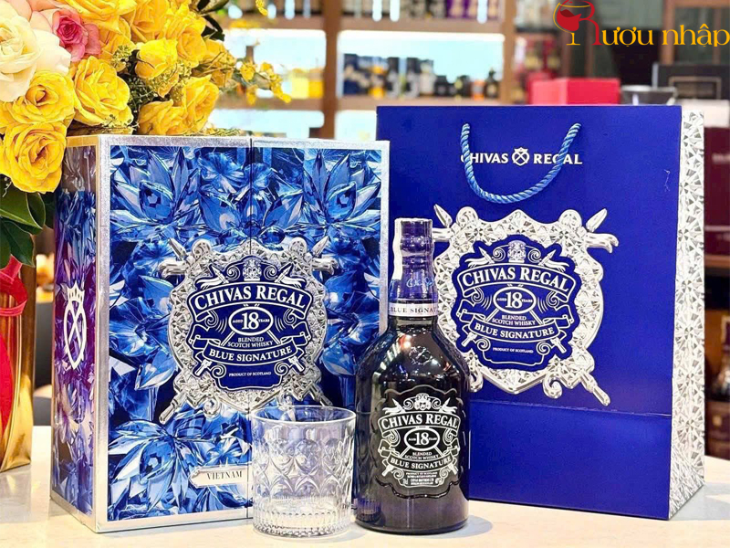 Chivas 18 Blue Hộp Quà Tết 2026 Rượu Chivas 18 Blue Hộp Quà Tết 2026