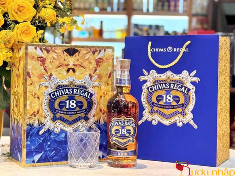 Chivas 18 năm Gold Signature XVIII