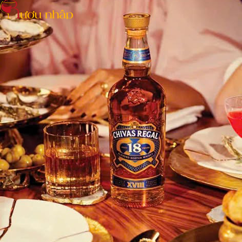 Rượu Chivas 18 Gold Signature (Hộp Quà Tết 2026)