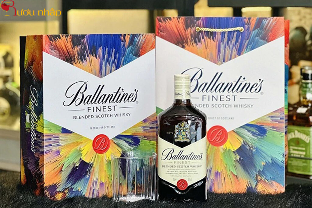 Ballantine’s Finest Hộp Quà 2026