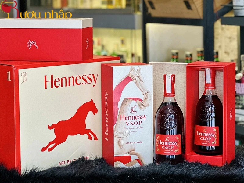 Hennessy VSOP Year of The Horse 2026 Hennessy VSOP Hộp Quà 2026 Chính Hãng