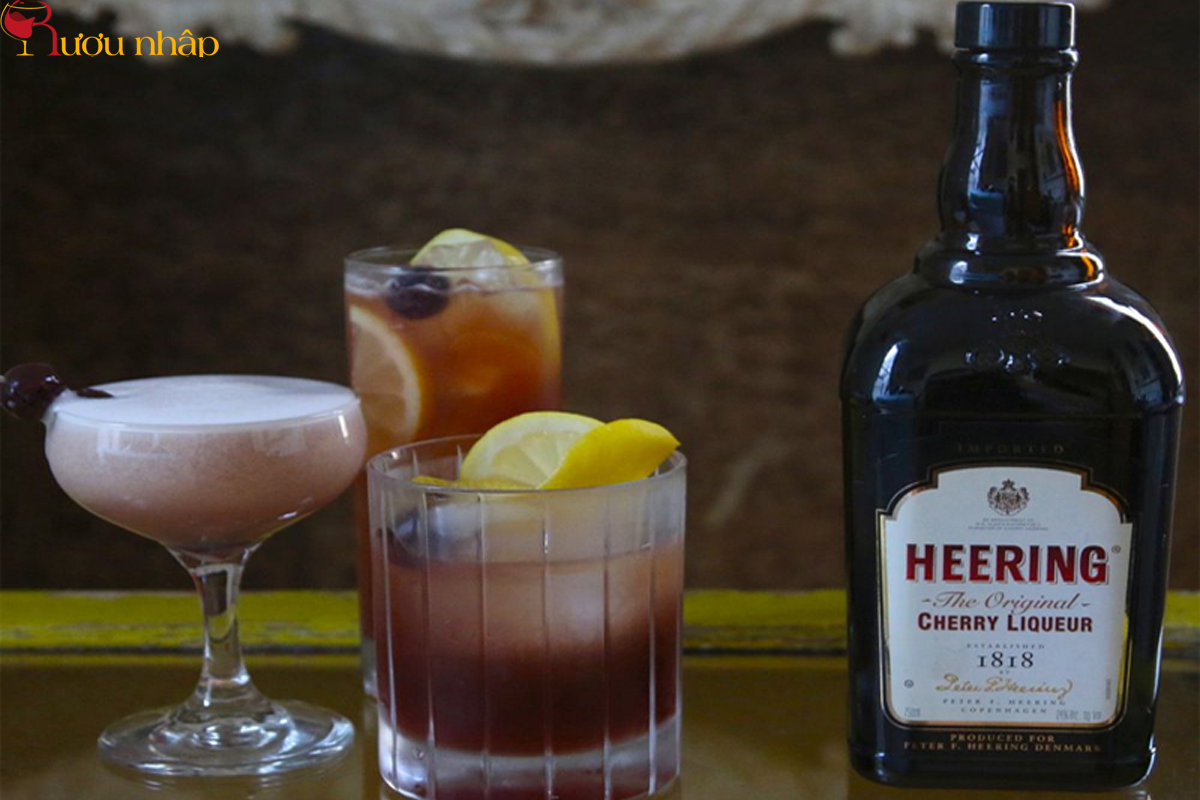Heering The original Cherry Liqueur Đan Mạch 24%