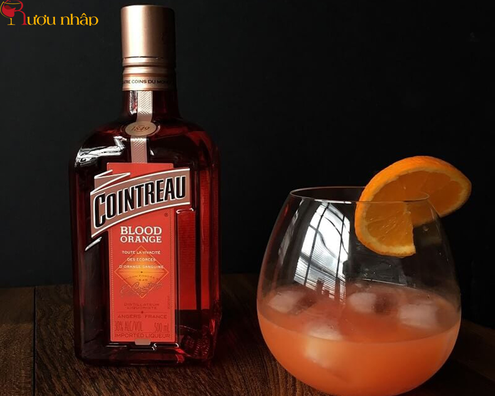 Rượu mùi Cointreau vị cam