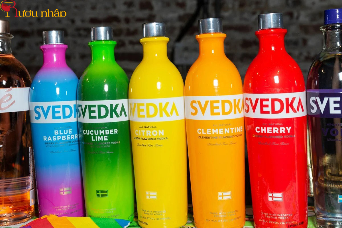 Absolut và Svedka mở ra hai phong cách Vodka Thụy Điển rất khác nhau nhưng đều dễ dùng.