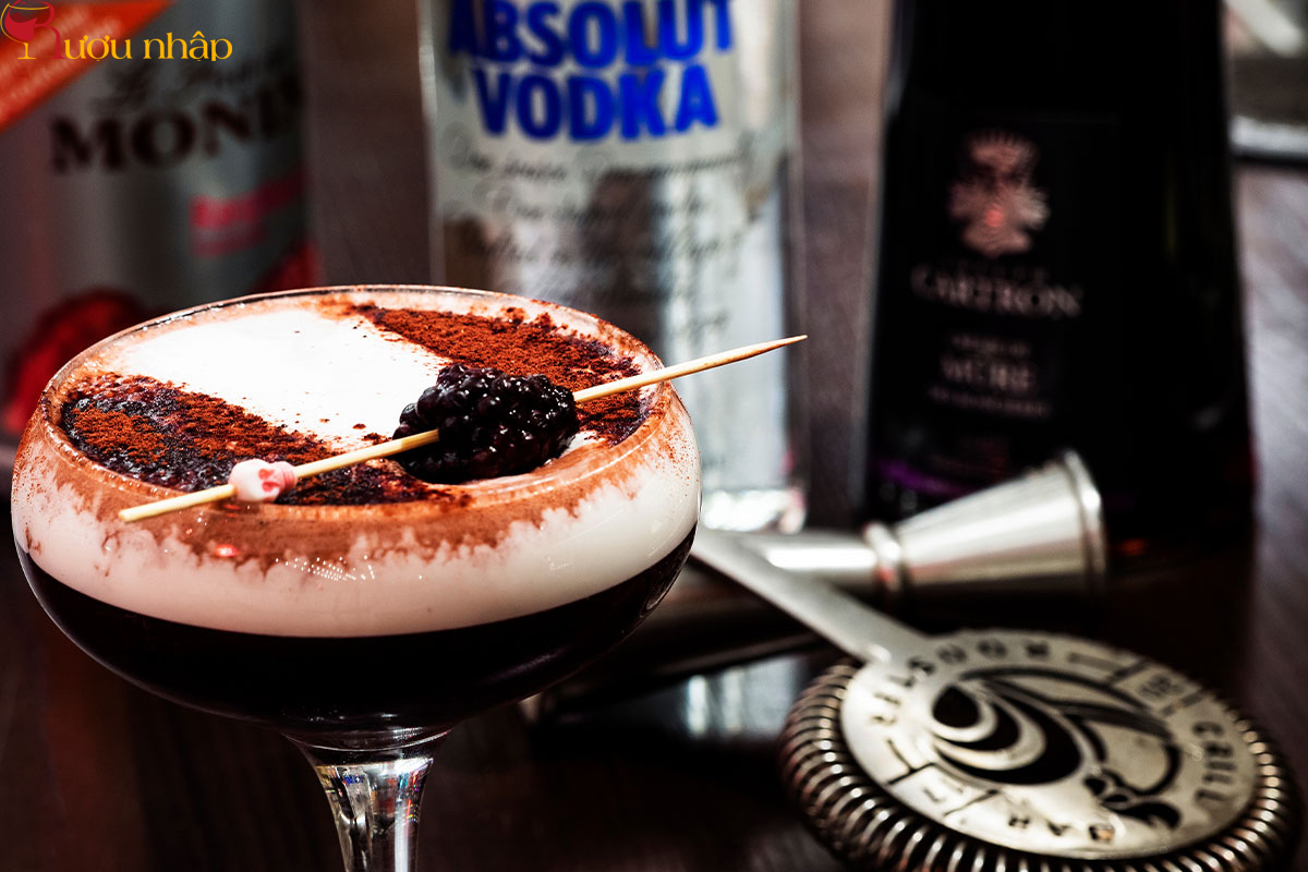 Cách uống Vodka Absolut