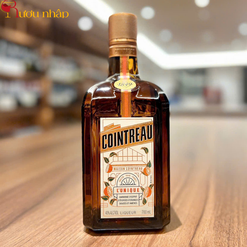 Rượu Cointreau Chính Hãng