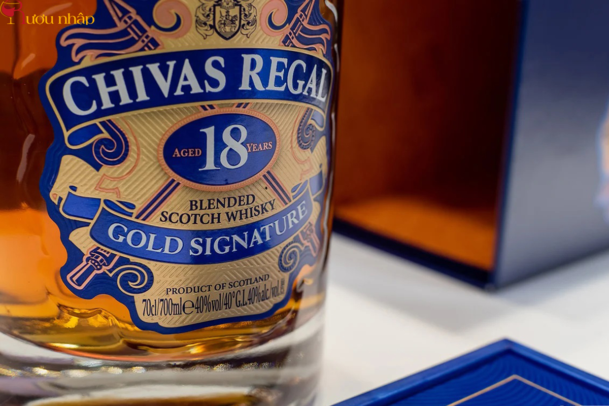 Vì sao giá Chivas 18 có nhiều mức khác nhau