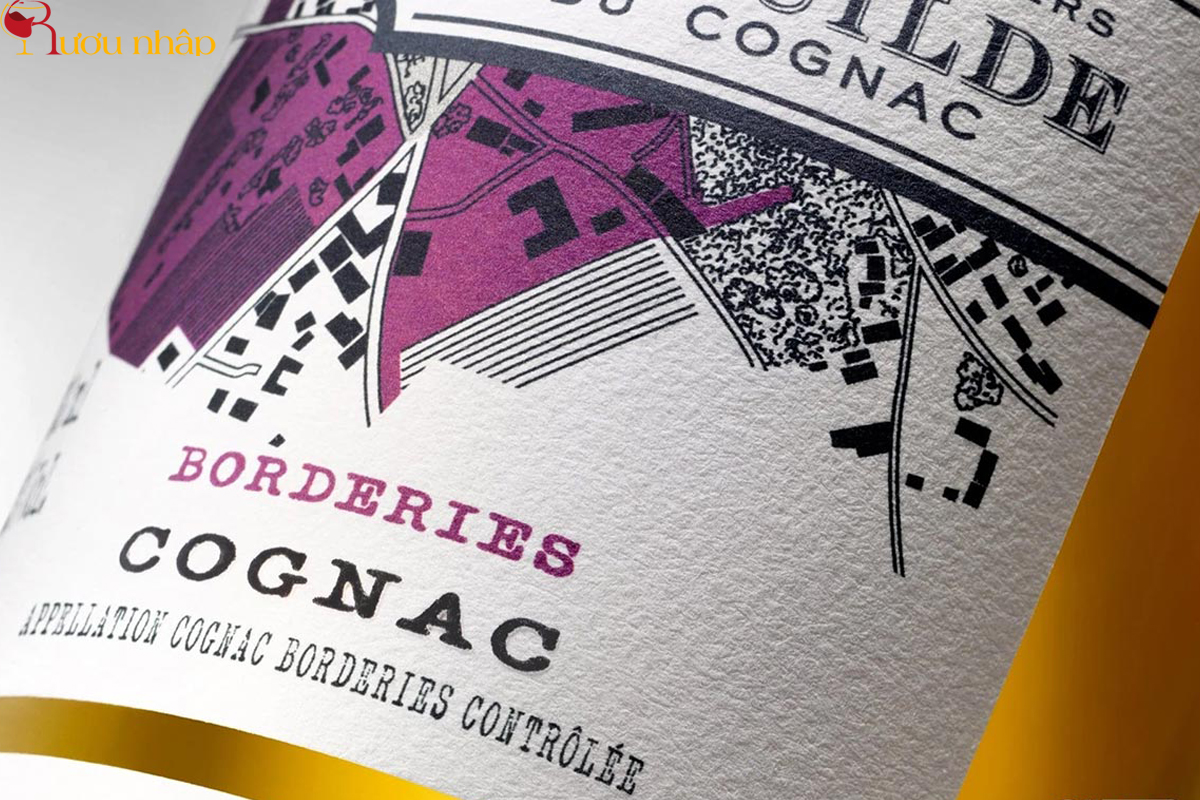 Borderies: Cru nhỏ nhất nhưng nổi tiếng, Cognac có hương hoa tím đặc trưng và vị tròn đầy.