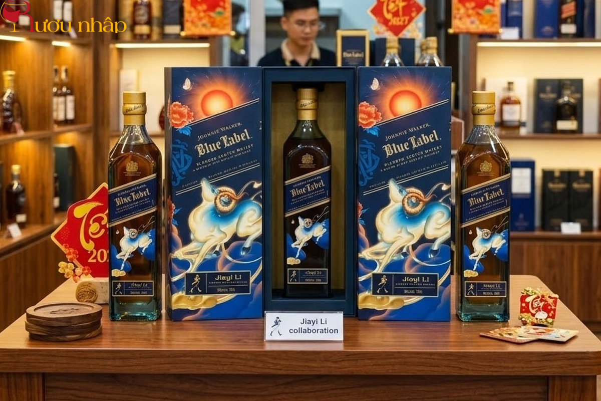Rượu Johnnie Walker Blue Label Year of the Goat Phiên Bản Tết Đinh Mùi 2027